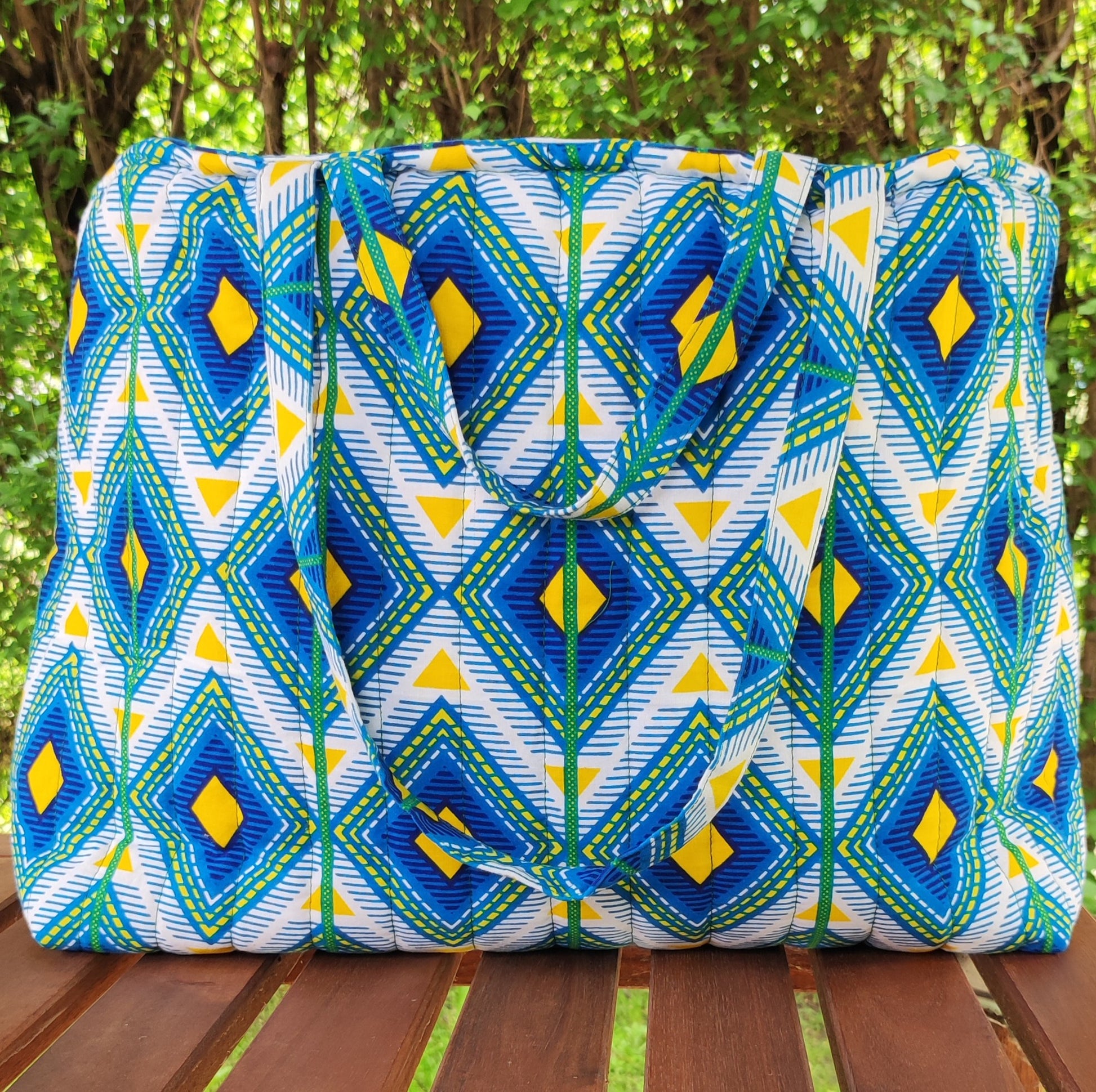 geometrikus mintás színes afrikai textil strandtáska