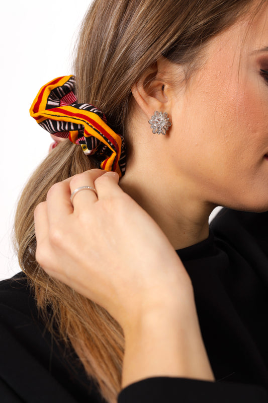 Afrikai mintás hajgumi scrunchie